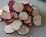 徳島県産なると金時と油揚げのお味噌汁❗作り方2写真