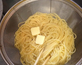 安い！早い！さんまの蒲焼缶で和風パスタ作り方1写真