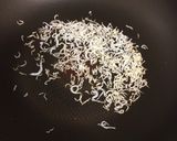 簡単手づくりじゃこサラダ作り方1写真