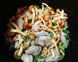＊鶏肉とモロヘイヤのとろとろなめこ汁＊作り方4写真