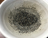 鶏もも肉の甘辛ゴマだれ炒め作り方4写真