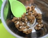 納豆とアボカドの塩麹和え作り方1写真