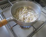 最速の卵あんかけのモヤシスープ作り方1写真