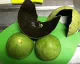 熟れたアボカドの見分け方、皮の剥き方作り方9写真