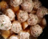 里芋と大葉入り鶏団子の煮物作り方3写真