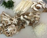 スモークサーモンときのこのクリームパスタ作り方1写真