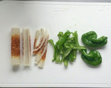 レンジで簡単☆ピーマンと竹輪の胡麻和え。作り方1写真