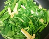 小松菜と油揚げのクリーム煮作り方3写真