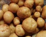 ちびじゃがとそぼろの炒め煮作り方1写真
