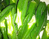 オクラときゅうりの塩漬け(漬物)作り方1写真