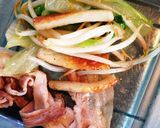 野菜たっぷり☆炒めレタスの肉巻き作り方6写真