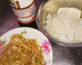 焼きそばが残ったら！炒めるだけそばめし作り方1写真