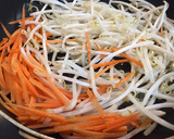 簡単‼モヤシと豆苗の炒め物作り方1写真