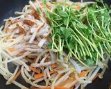 簡単‼モヤシと豆苗の炒め物作り方2写真