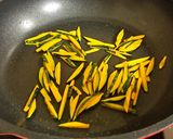かぼちゃの皮で、甘めなきんぴら♥作り方3写真