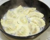 パリパリジューシー 羽根つきギョーザ作り方9写真