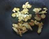 原価30円！？スパイシー鶏皮もやし作り方1写真