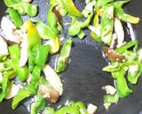 日本そばの神楽南蛮と生しいたけ炒め作り方6写真