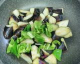 なすと鶏むね肉の簡単☆ピリ辛炒め作り方5写真