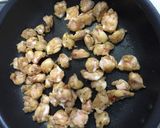 やみつき!簡単!しめじと鶏なんこつ炒め☆作り方4写真