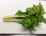 セロリとハートのんまんま炒め作り方3写真