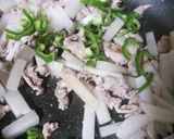 大根と豚肉のさっぱり炒め作り方4写真