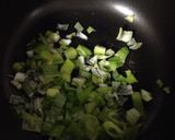 豚とごぼうの甘辛煮とろろ丼作り方1写真