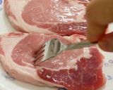 安いお肉でも柔らか！豚ロース味噌マヨ漬け作り方2写真