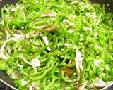 ピーマンと舞茸のオイルソーススパゲティ♪作り方7写真