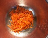 [学校給食]あまからチキンサンド用サラダ作り方2写真
