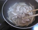 豚とごぼうの柳川丼作り方3写真