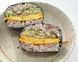 キノコのクリーム炒めと玉子焼のおにぎらず作り方12写真