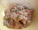 大葉と梅肉の鶏ボール唐揚げ♪作り方3写真