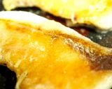 簡単絶品♡カリふわ新食感！ブリの照り焼き作り方4写真