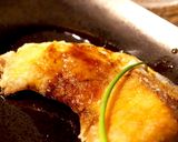簡単絶品♡カリふわ新食感！ブリの照り焼き作り方7写真