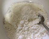 中国人直伝☆時短で簡単手作り餃子の皮‼︎作り方1写真