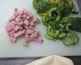 ゴーヤとポークソーセージ　炒め作り方1写真