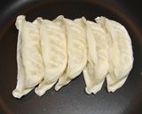 ジャンボ餃子の焼き方作り方1写真
