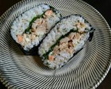 残ったお刺身とわさびマヨネーズおにぎらず作り方6写真