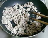 簡単～豚ひき肉のニラ玉丼♪作り方3写真