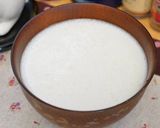 飲むヨーグルトと水から作るバナナラッシー作り方3写真