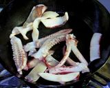 イカゲソと耳の肝いため作り方3写真