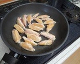 鶏手羽中のオイスターソース炒め作り方3写真