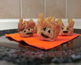 簡単ハロウィンおつまみ☆お化けワンタン作り方4写真