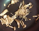 バター風味。秋鮭とキノコのおにぎらず作り方4写真