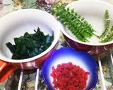 簡単!梅ゆかりワカメに秋の香りのせご飯♥作り方2写真