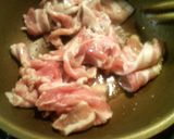 【豚肉とキュウリのラー油炒め】作り方3写真