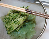 きゅうりとさしみこんにゃくの胡麻和え作り方1写真