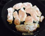 鶏胸肉の味噌マヨ炒め作り方1写真