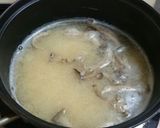 シャカシメジと豆腐の味噌汁・激旨作り方6写真